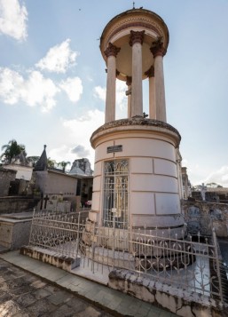 Túmulo do coronel João Gualberto, no Cemitério Municipal. Foto: Fernando Zequinão