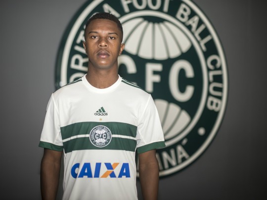 nova-camisa-do-coritiba-2-540x405.jpg