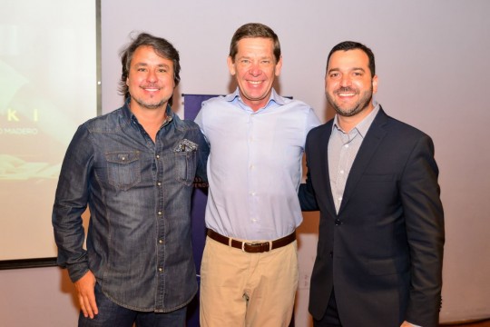  O vice-presidente da ADVB-PR Marcelo Romaniewicz, Junior Durski e o presidente da ADVB-PR Eduardo Jaime. Foto: Priscilla Fiedler