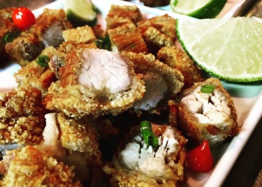 Iscas de Fígado acebolado e Torresmo à pururuca acompanham o chope: para cada gol, o cliente ganha uma rodada. Foto: Divulgação