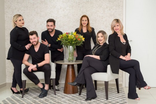 Com proposta inovadora e foco no cuidado da beleza, estabelecimento inova com gama de serviços e produtos diferenciados para noivas e festas. Foto: Nenad 