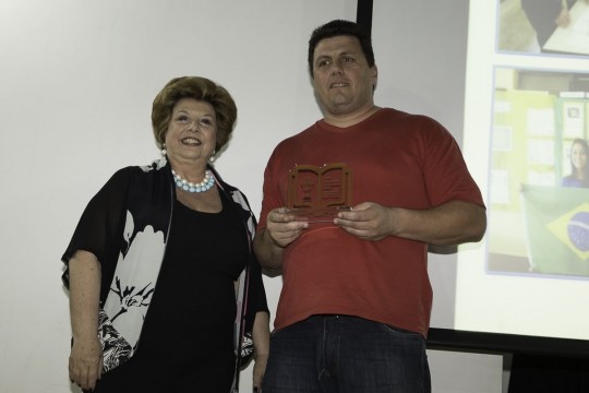 Prof. Boanerges Zulmires Elias Neto representou o Colégio Estadual Padre Silvestre Kandora. Fptp: Guilherme Pupo