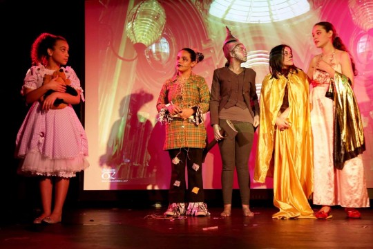 As aulas são ofertadas gratuitamente pela Prefeitura de Pinhais, por meio da Secretaria Municipal de Cultura, Esporte e Lazer