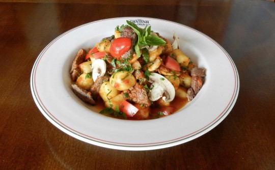 Tradição italiana é mantida na Cantina do Délio, que oferece neste domingo (29/01) duas opções do Gnocchi da Sorte