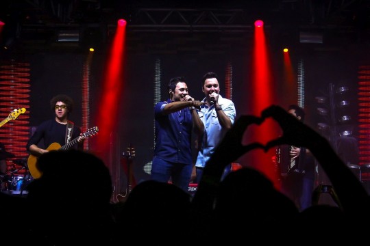 Dupla sobe ao palco do Wood’s Bar para única apresentação no dia 10 de fevereiro. Foto: Divulgação