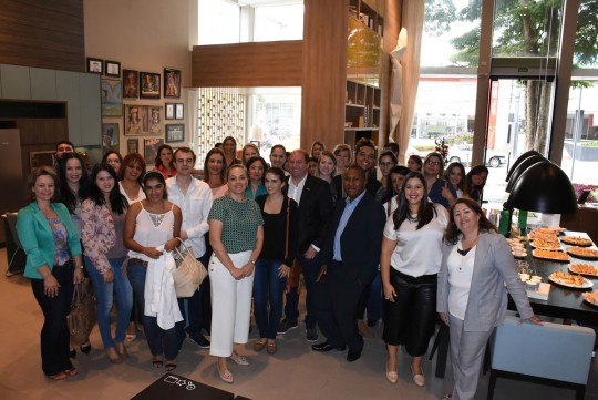 Palestra foi realizada na loja Todeschini do Batel, em Curitiba. Foto: Bebel Ritzmann