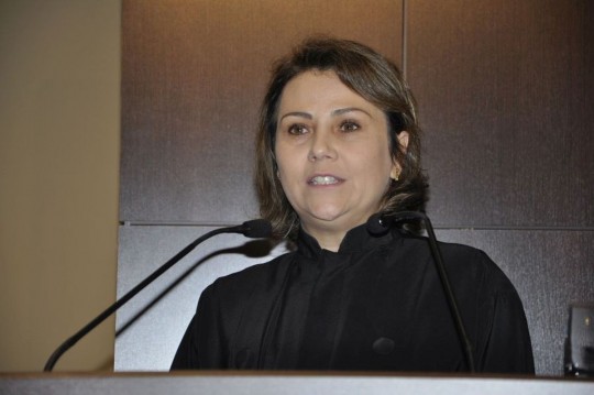 A vice-presidente da Caixa de Assistência dos Advogados do Paraná, Daniela Ballão Ernlund. Foto: Heloisa Rego