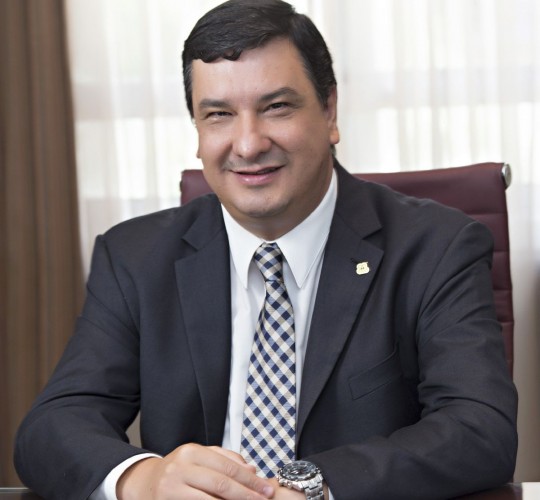 Equipe de vendas visitou clientes em todo o Brasil para apresentar as novidades de 2017. Na foto Jeferson Munhoz, Diretor de Vendas & Distribuição da Rede Bourbon