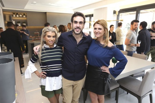 Veruska Sguissardi, Marquinhos Slaviero e Maria Amin. Foto: Rodrigo Torrezan