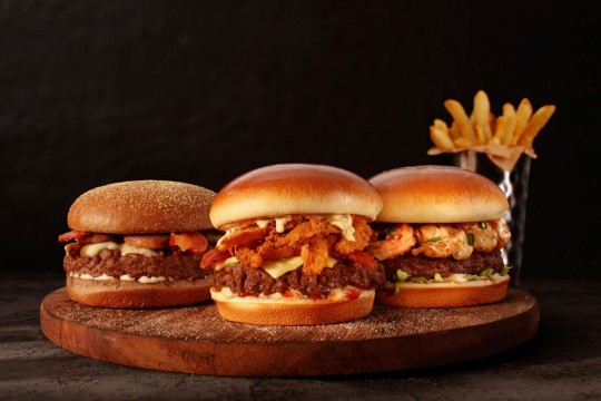 Três receitas inéditas com ícones do restaurante dão toque diferente aos hambúrgueres.