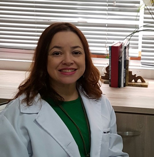 * Salma Ali El Chab Parolin é médica endocrinologista, membro da diretoria da Sociedade Brasileira de Endocrinologia e Metabologia (SBEM-PR) e professora da Escola de Medicina da PUC-PR
