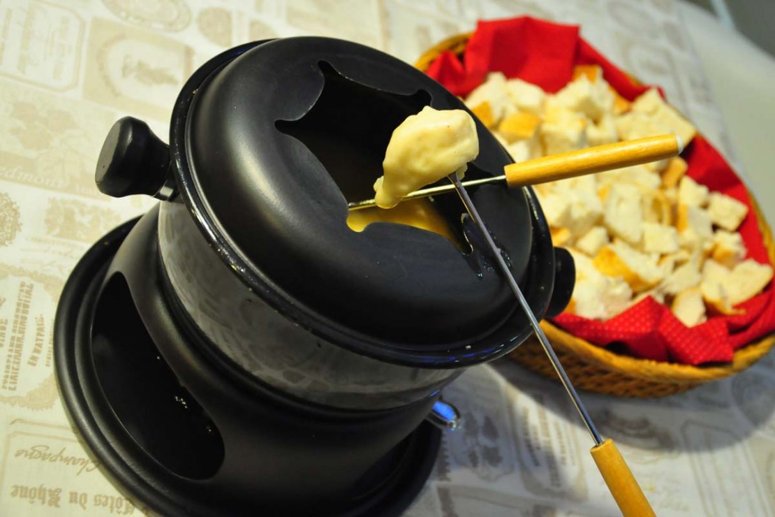 Como fazer foundue de queijo receita