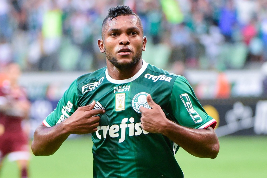 Essa é uma das minhas dicas para a 9ª rodada: Gastei quase vinte cartoletas no Borja. E não tenho a Crefisa pra me dar suporte... Foto: Arquivo