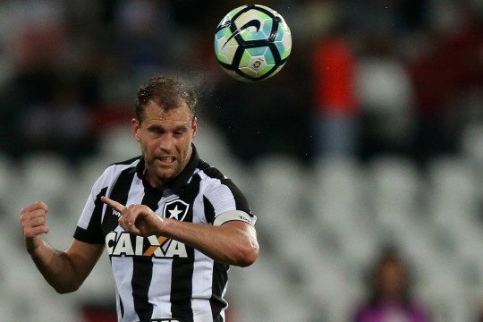 Capitão do Botafogo, Carli é um bom nome pra defesa. Foto: Vítor Silva/SSPress/Botafogo