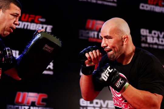 Glover Teixeira busca reabilitação no UFC. Foto: Getty Images.