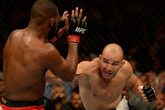Glover Teixeira busca reabilitação no Ultimate. Foto: Getty Images/UFC.