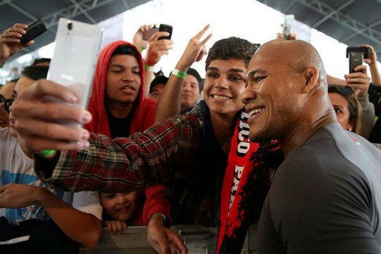 Ronaldo Jacaré não luta desde maio do ano passado, em Curitiba. Foto: Getty Images/UFC.