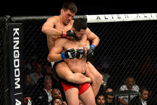 Demian Maia busca a reabilitação. 