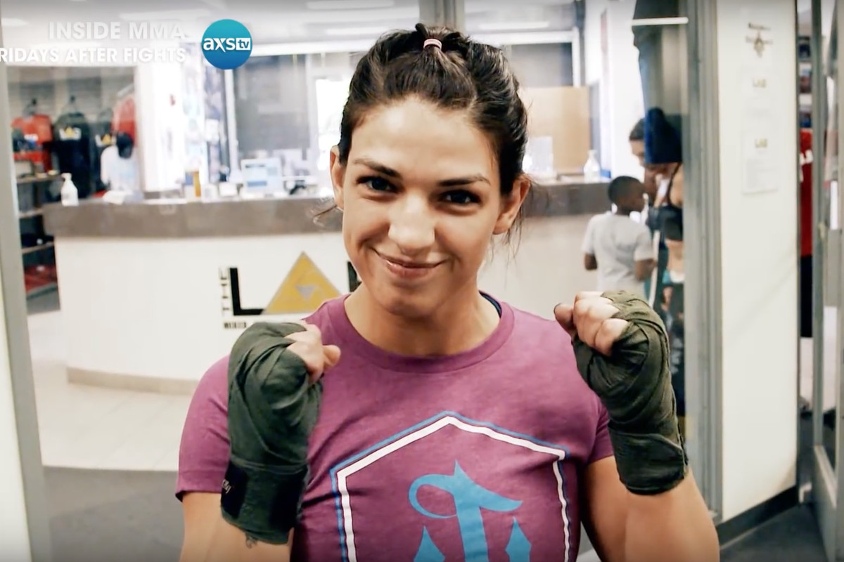 Mackenzie Dern estreia no UFC. 