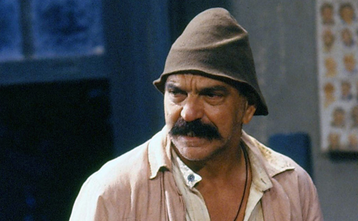 Lima Duarte caracterizado como Sassá Mutema, em cena da novela O Salvador da Pátria.