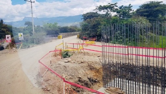 Estrada em condições adequadas... Foto: El Desmarque Peru