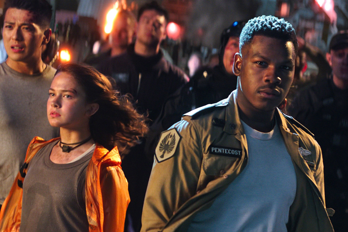 John Boyega e Cailee Spaeny são os novos protagonistas da nova sequência de Círculo de Fogo. Foto: Divulgação