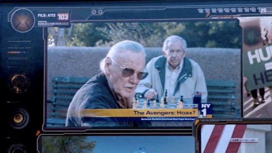 stan-lee-os-vingadores