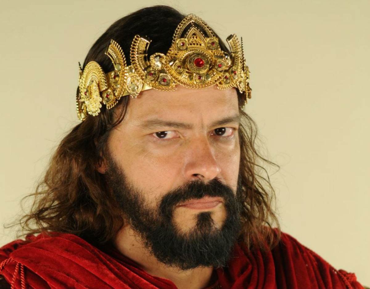 Em "O Rico e Lázaro", Nabucodonosor pede para o Deus dos hebreus salvar Daniel.