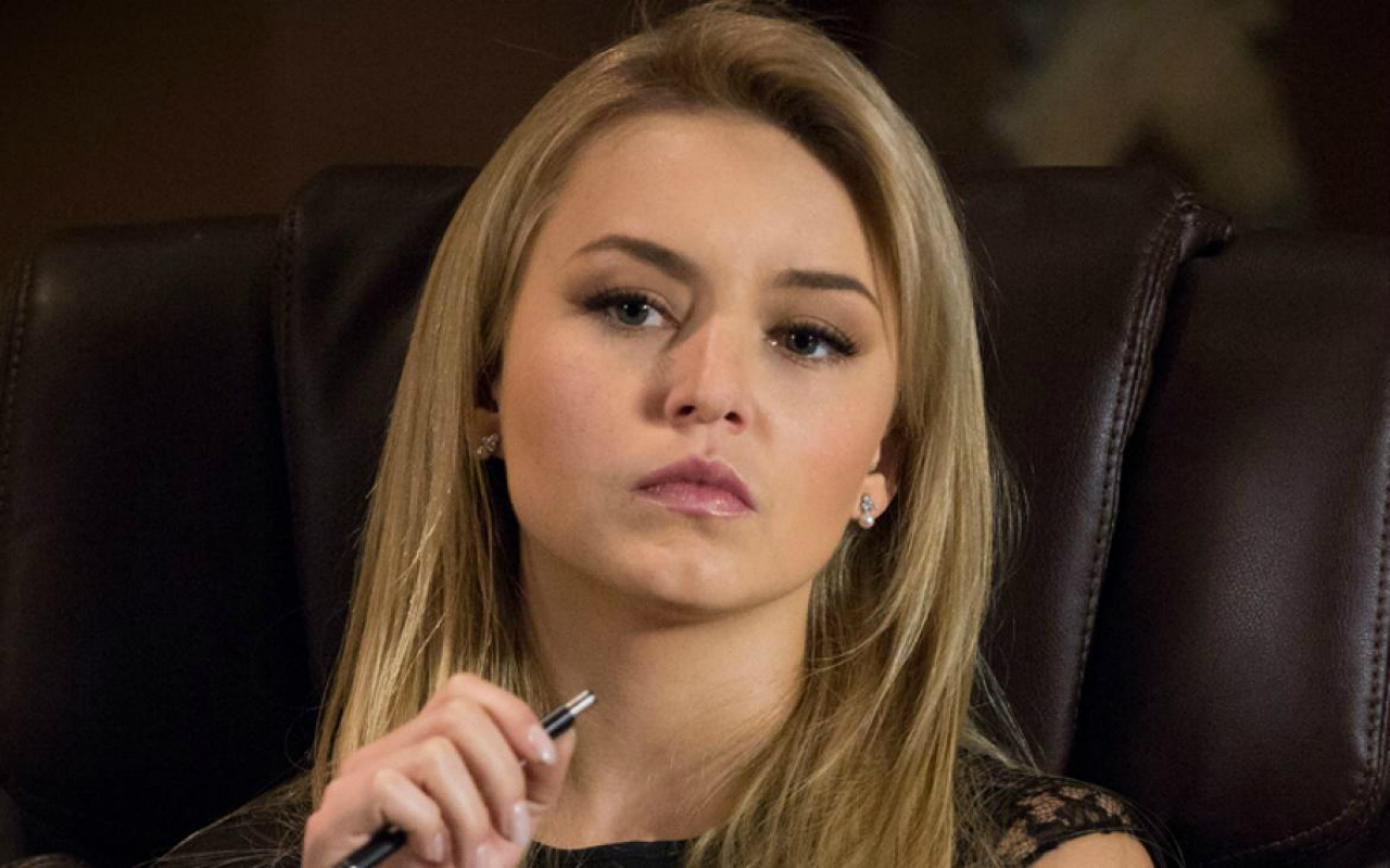 Em "O Que a Vida Me Roubou", Montserrat procura Graziela para lhe pedir o testamento.