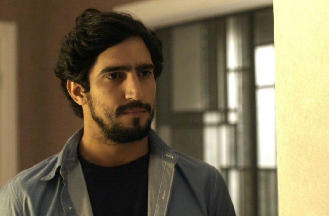 Em "Os Dias Eram Assim", Renato descobre que Vitor não é o pai de Lucas.