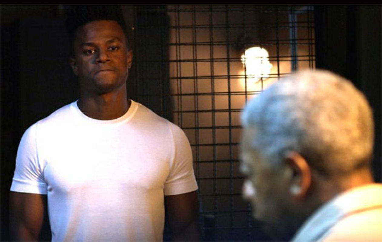 Em "Pega Pega", Eric se surpreende ao saber que Dom é filho de Cristóvão.