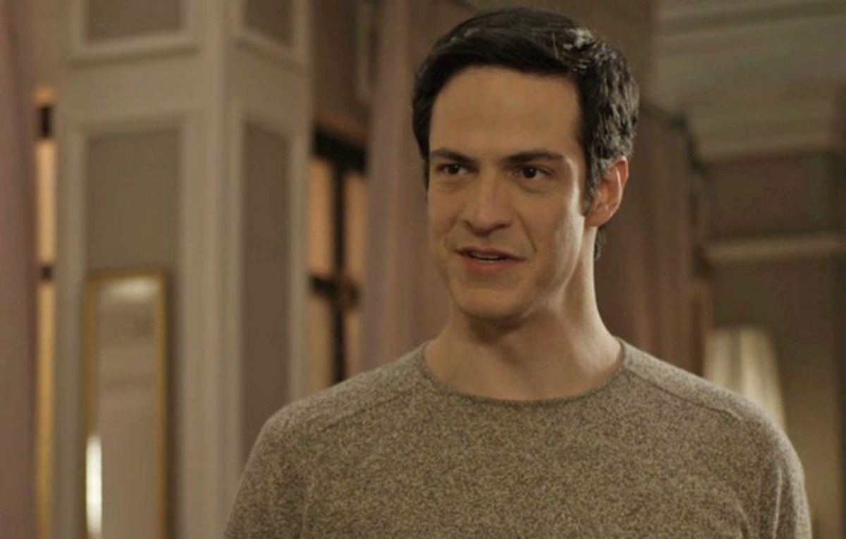 Em "Pega Pega", Eric afirma a Luiza que não fez nada contra Mirella.