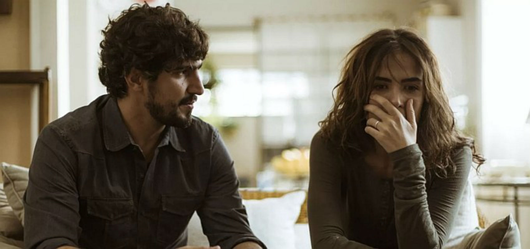 Em " Os Dias Eram Assim", Rimena discute com Renato e confessa estar confusa com seus sentimentos por Gustavo.