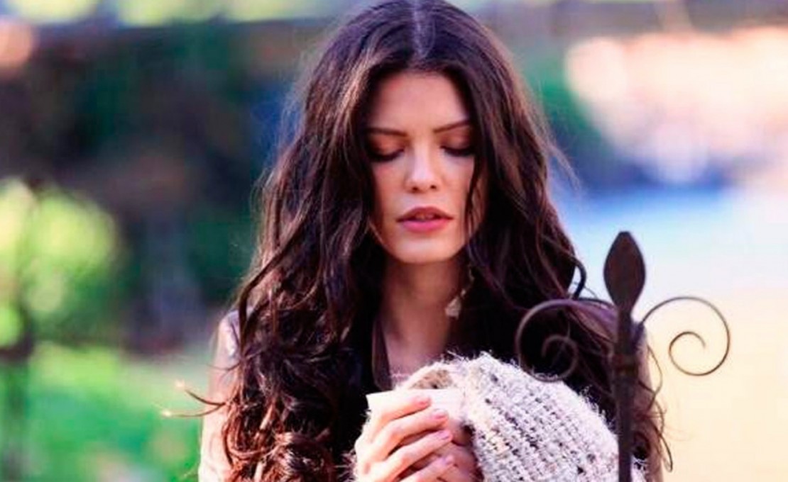 Em "Tempo de Amar", Maria Vitória foge do convento.