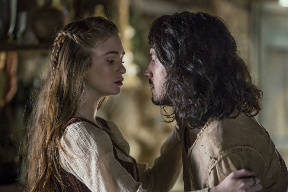 Em "Deus Salve o Rei", Afonso pede Amália em casamento.