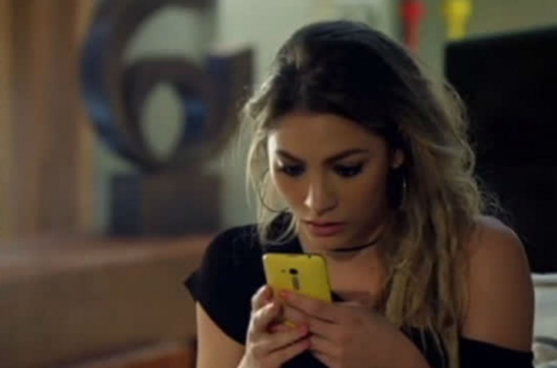 Em "Apocalipse", Talita se desespera ao ver que os amigos receberam seu nude.