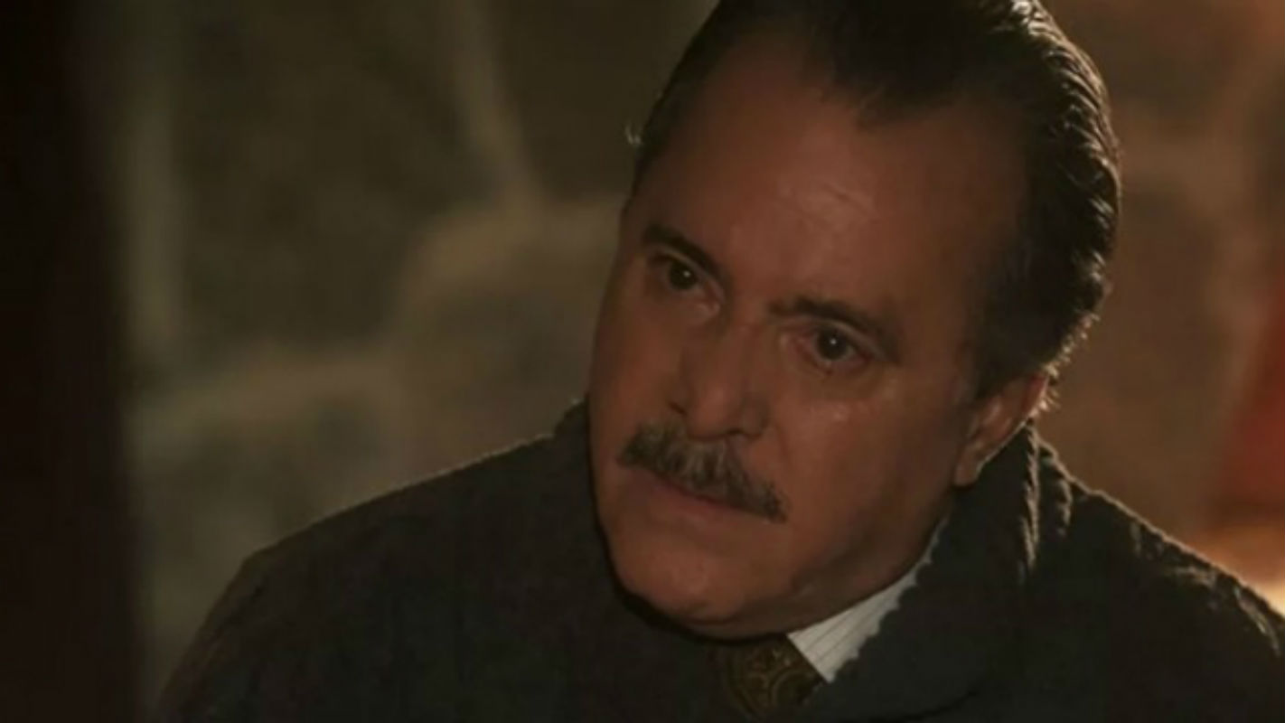 Em "Tempo de Amar", Tereza revela a José Augusto os crimes de Delfina.