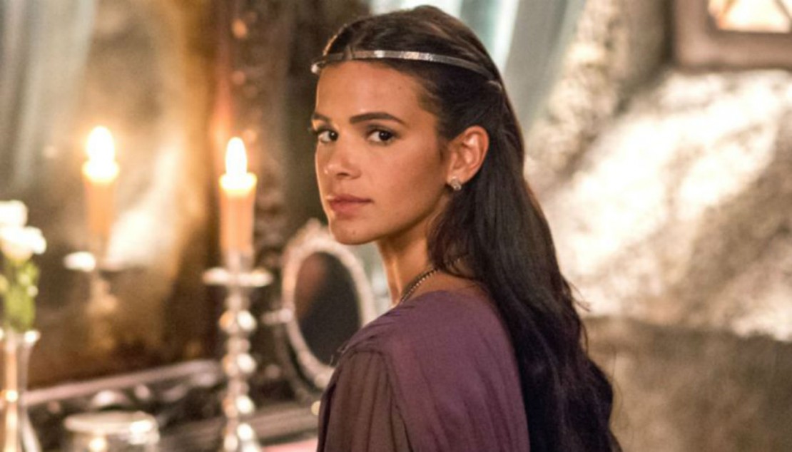 Em "Deus Salve o Rei", Rodolfo e Catarina se casam.