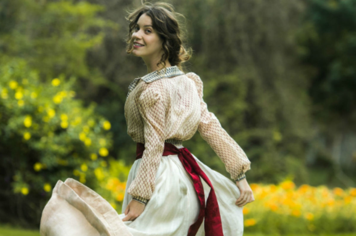 Em "Orgulho e Paixão", Mariana confessa a Ofélia que se entregou para Uirapuru.