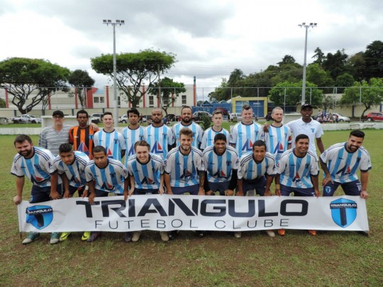 O Triângulo vem de bom futebol, eliminou o Clube dos XVI e pega o Ônix. Foto: Marcelo Kloss