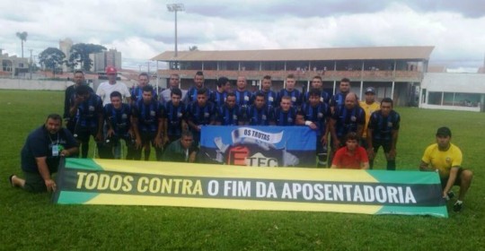 Equipe do Os Trutas, que segue com 100% de aproveitamento. Foto: Divulgação