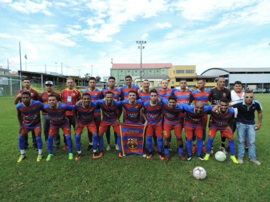 Barcetoma Vila Torres derrotou com facilidade o Peñarol Parolin. Foto: Marcelo Kloss