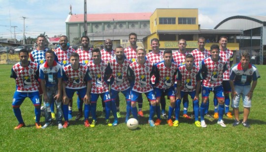 L.C. de Campina Grande do Sul, autor da maior goleada na Copa Curitiba. Foto: Marcelo Kloss