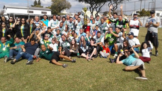 Grêmio Ipiranga fez a festa no primeiro título na categoria 40 anos. Foto: José Ailton/Jornal da Gente