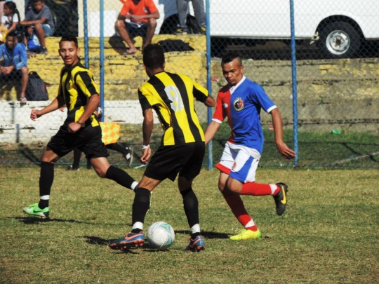 Peñarol Parolin e Pantera Negra ficaram no empate em 2x2. Foto: Marcelo Kloss