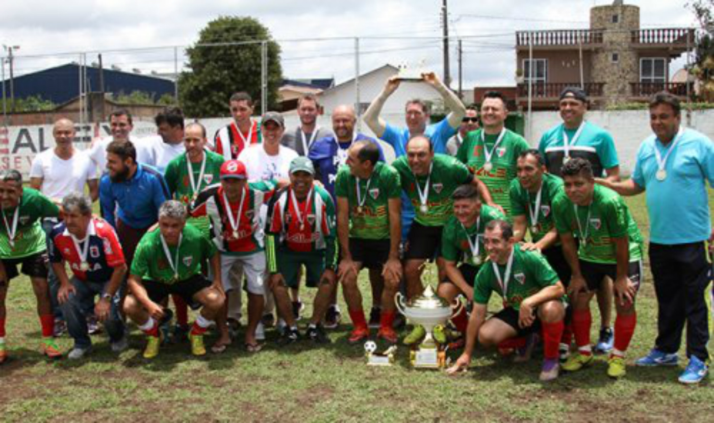 Capão Raso conquistou o campeonato de Master. Foto: Rolando a Bola