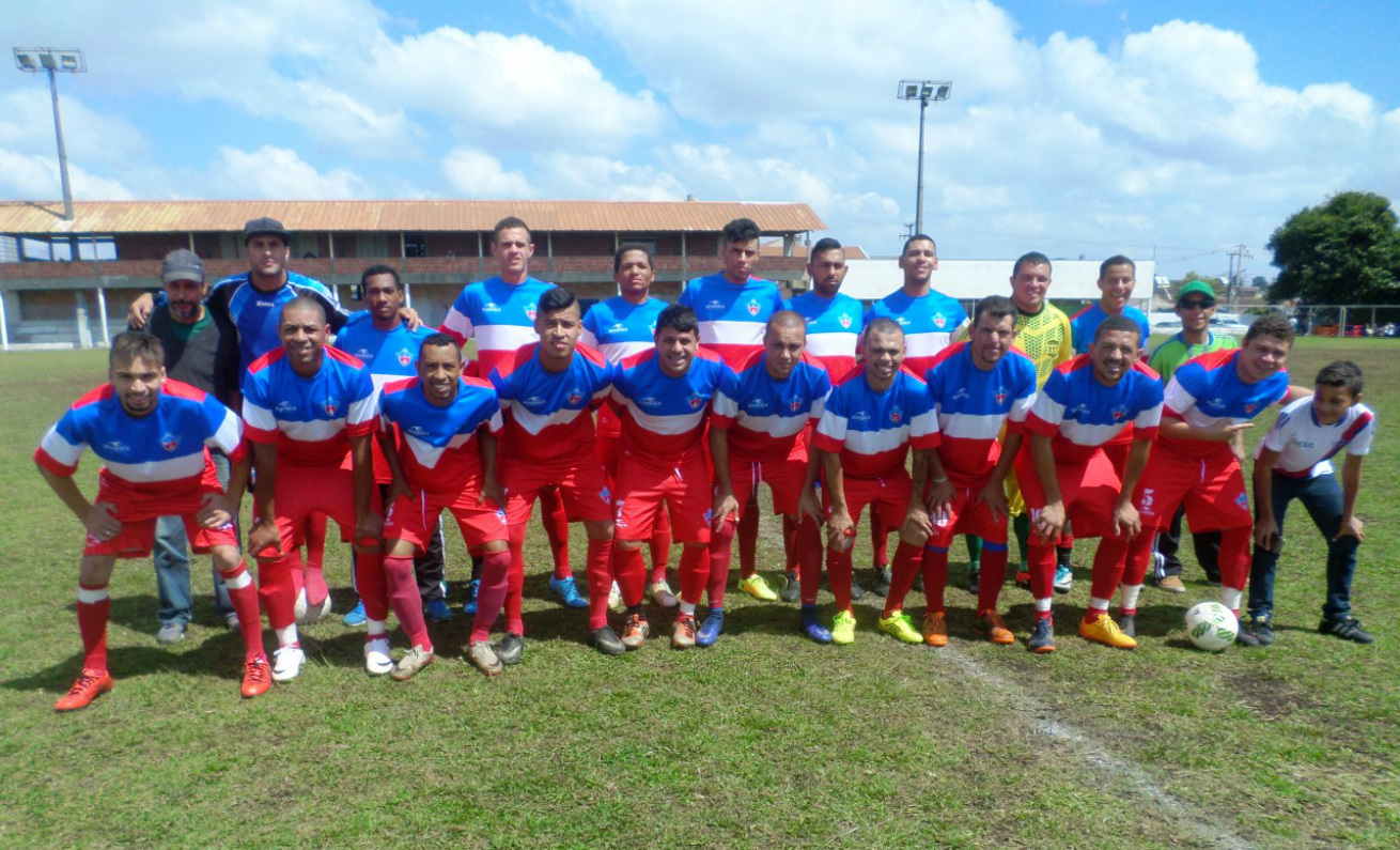 Unidos 70 encara o Família Cavalheiro no outro jogo. Foto: Marcelo Kloss