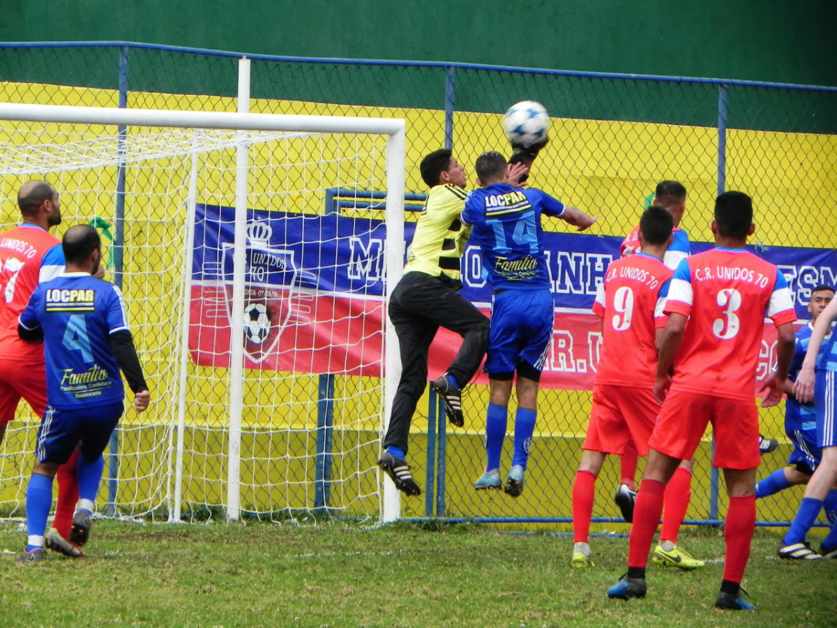 Lance do jogo entre Unidos e Independente. Foto: Arquivo
