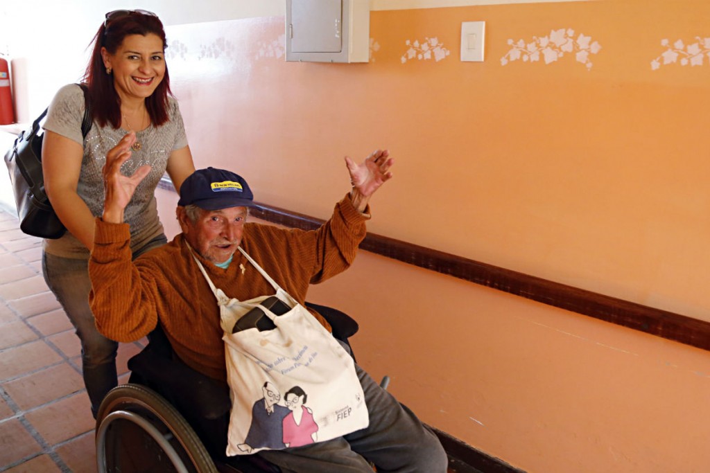 Eliane: churrasco com muito papo. Foto: Felipe Rosa