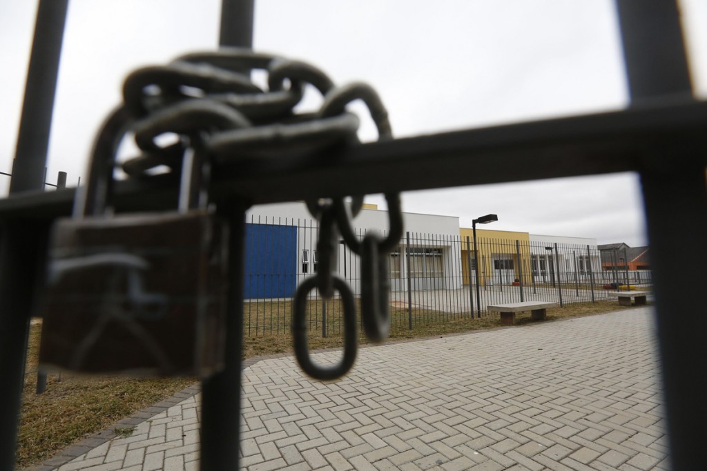 CMEI Diadema II está pronta, mas sem aula.